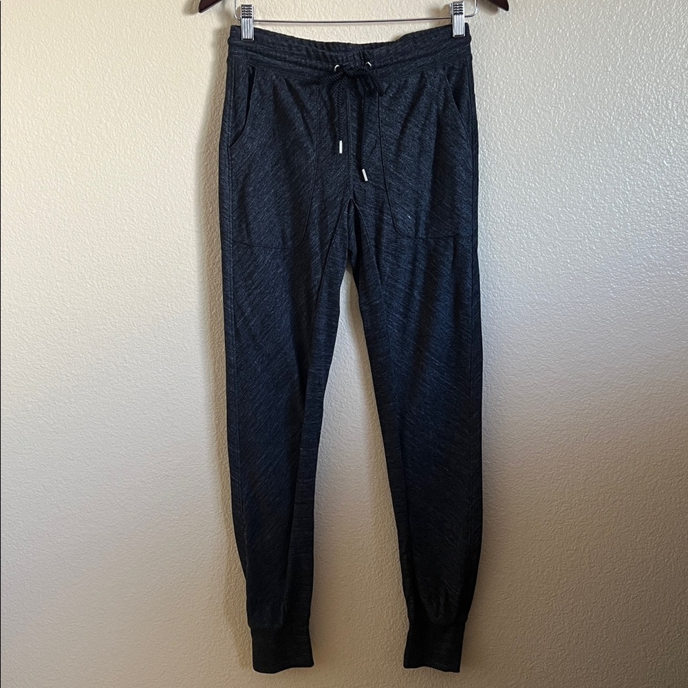 Te Verde Black Jogger Leggings